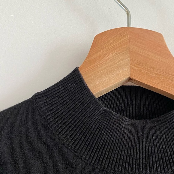 Oak and Fort BLACK mock neck short sleeve sweater tee - Picture 7 of 10